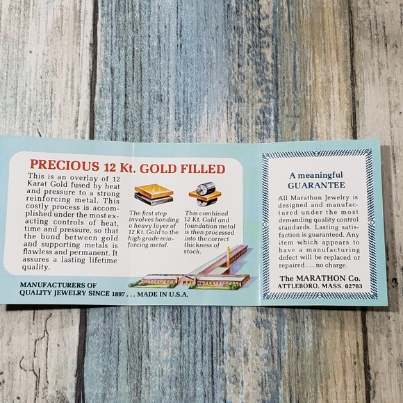 Marathon 12k GF Flower  Locket - Picture 15 of 16